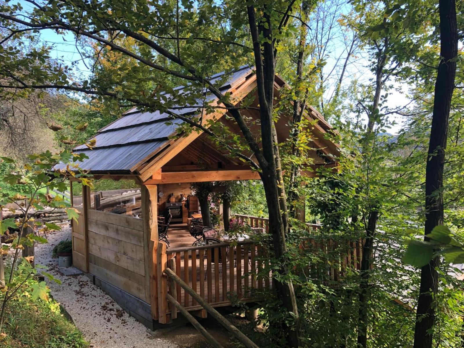 ホテル Glamping Savinja リュブノ エクステリア 写真